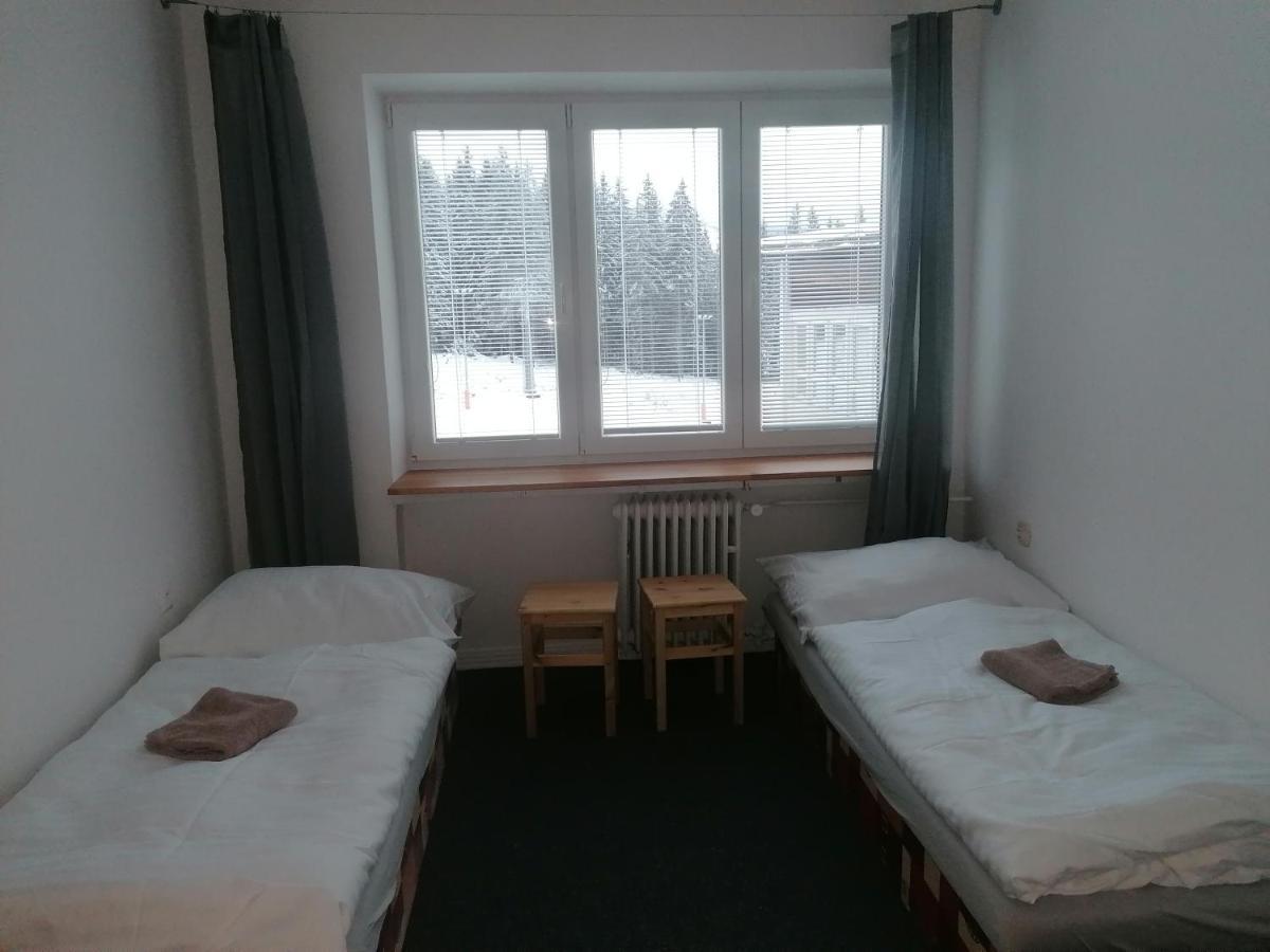 Chata - Dom Horskej Sluzby Jasna Demänovská Dolina Exterior foto