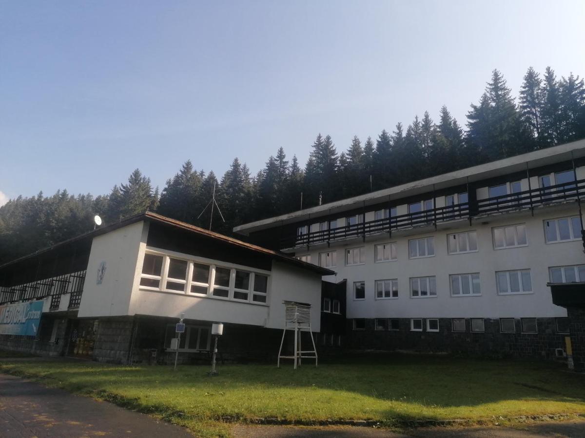 Chata - Dom Horskej Sluzby Jasna Demänovská Dolina Exterior foto