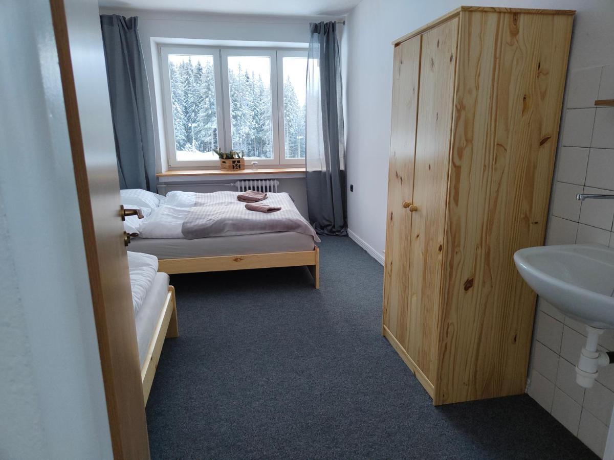 Chata - Dom Horskej Sluzby Jasna Demänovská Dolina Exterior foto