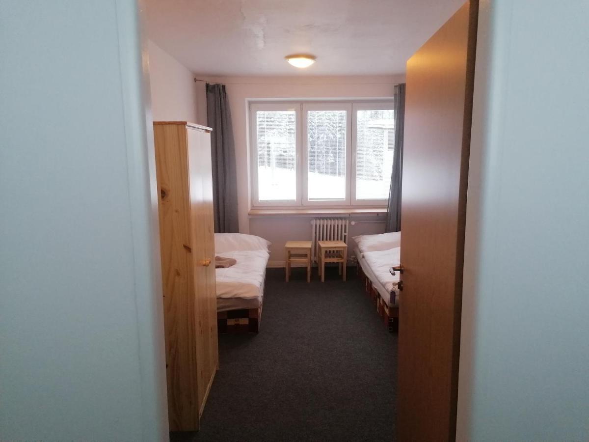 Chata - Dom Horskej Sluzby Jasna Demänovská Dolina Exterior foto