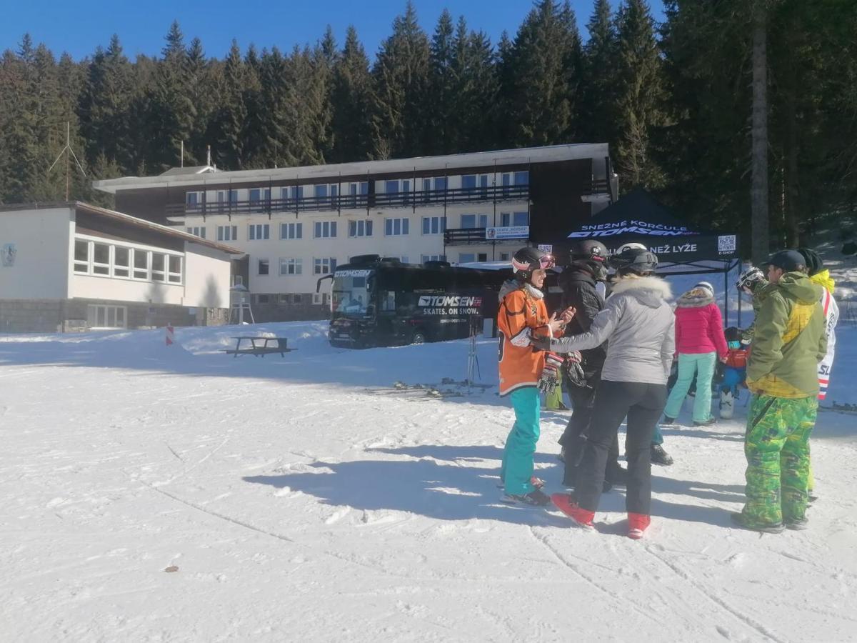 Chata - Dom Horskej Sluzby Jasna Demänovská Dolina Exterior foto