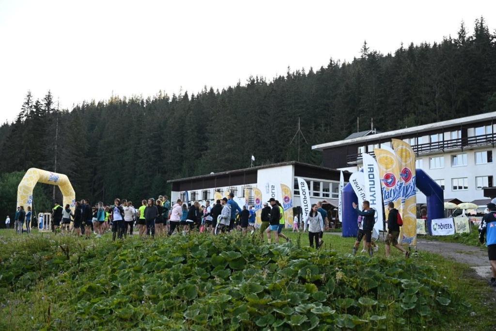 Chata - Dom Horskej Sluzby Jasna Demänovská Dolina Exterior foto